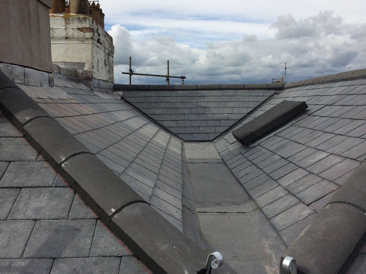 Above & Beyond Roofing Team