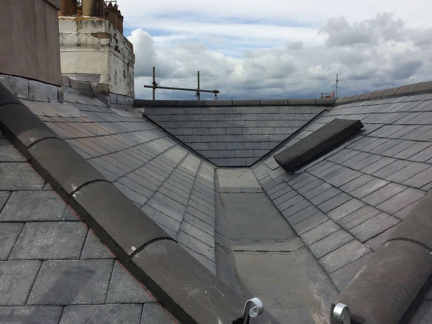 Above & Beyond Roofing Team